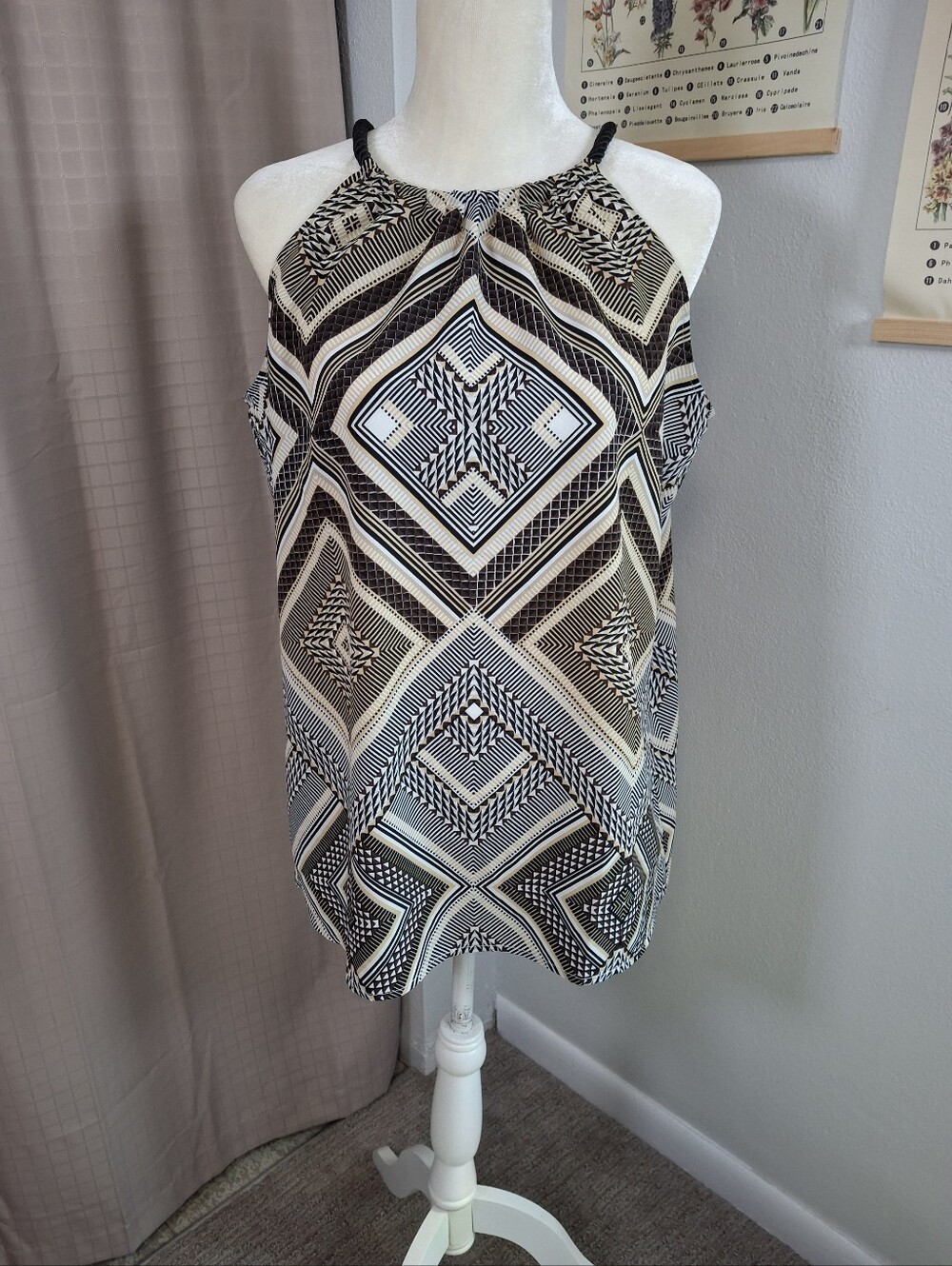 Charming Charlie Sleeveless Rope Collar Blouse Black Gold Print Size Large
